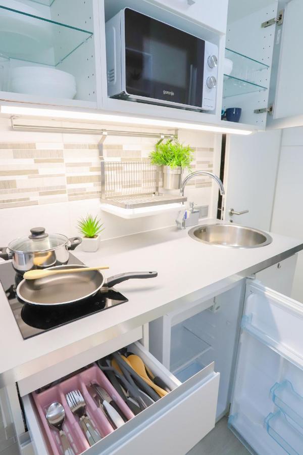 Silver Lodge Ezuestpart Apartman Siófok Buitenkant foto